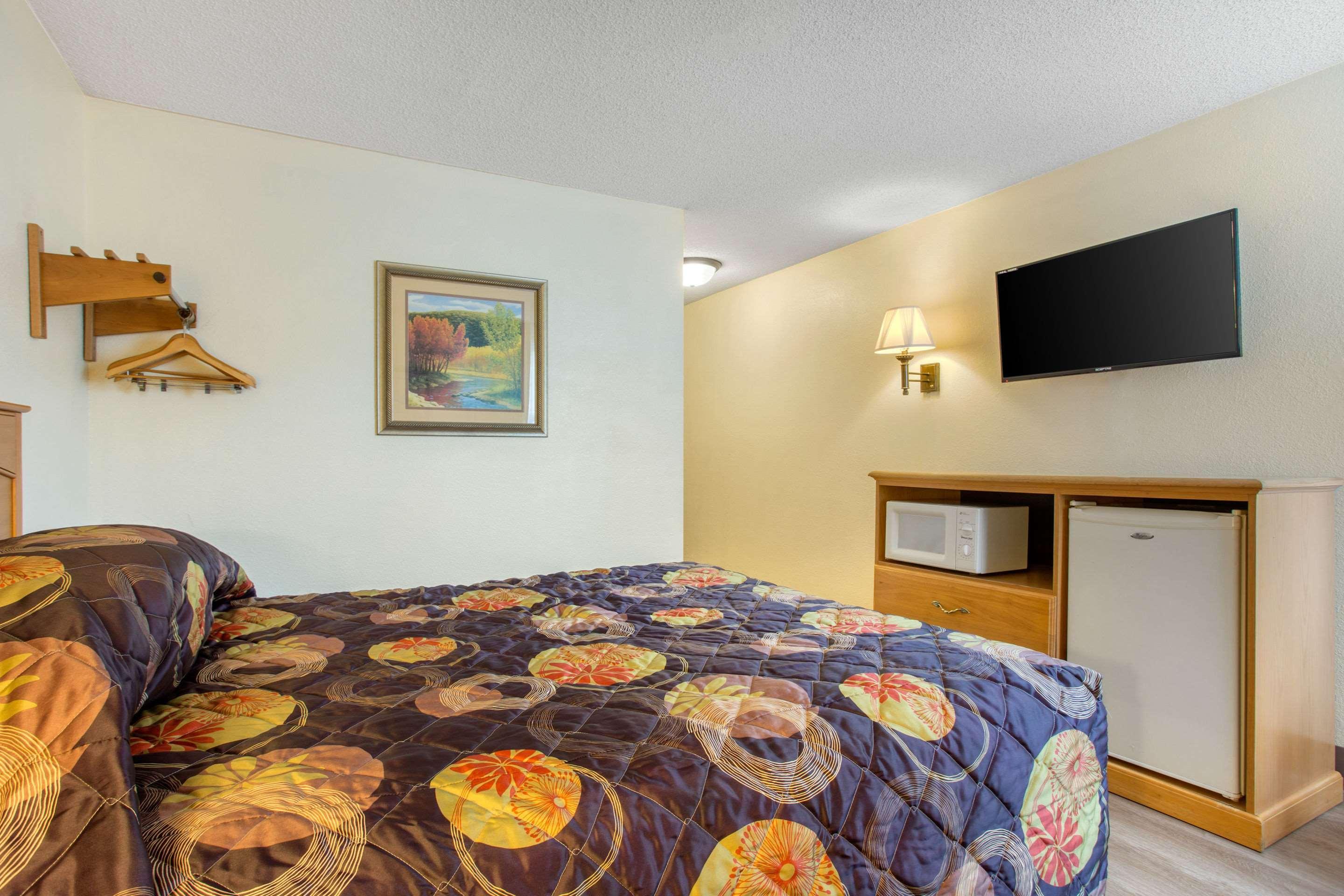 Rodeway Inn Ешвілл Екстер'єр фото